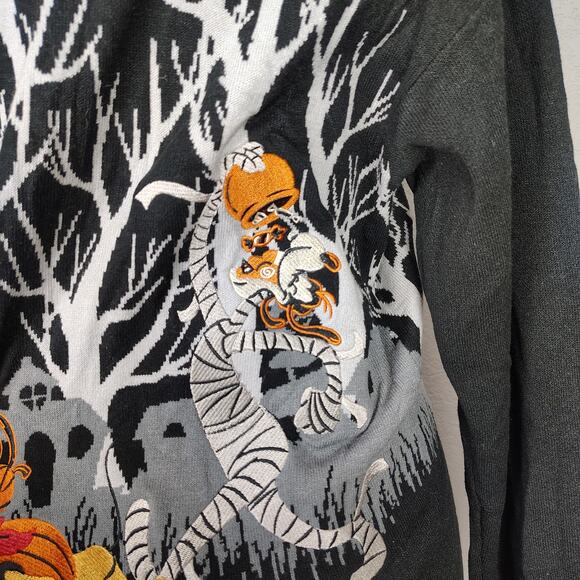 Disney Mickey & Friends Halloween Cardigan Sweater Pumpkin Button Black/Orange M - Picture 9 of 14